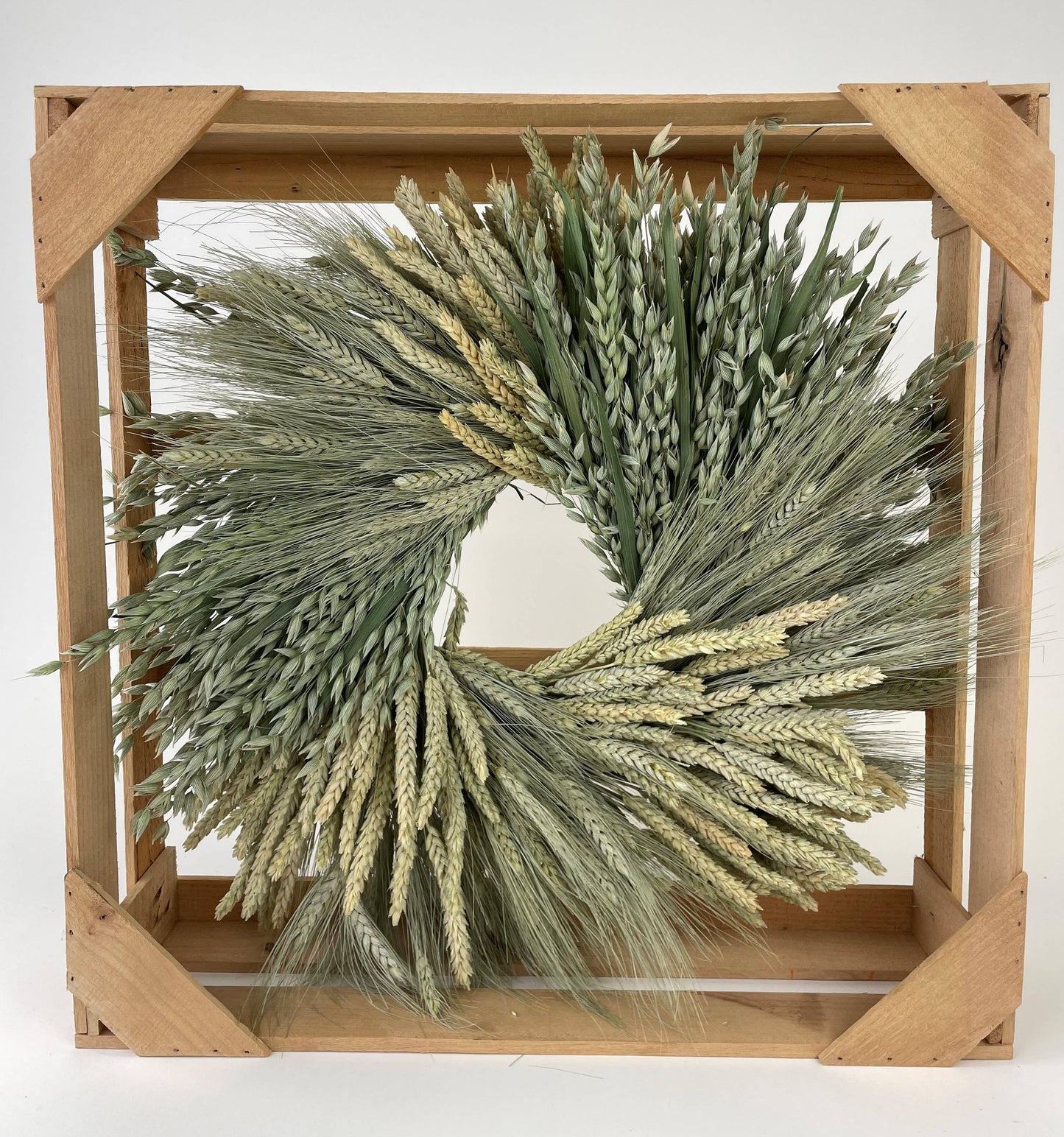 DRIED WREATH | Green Grains Clustered